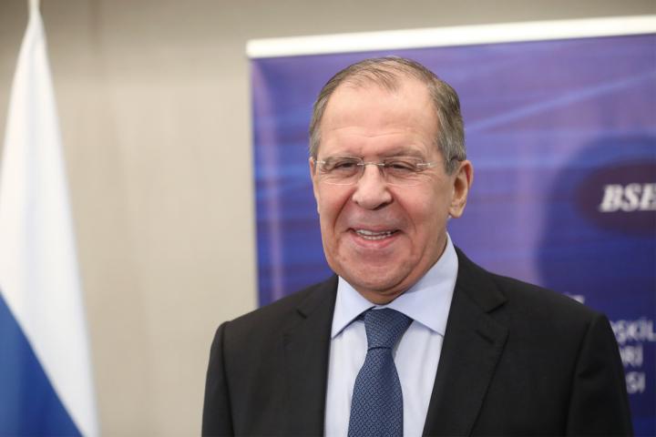 Lawrow in München mit Humor: Mehr Isolation könnte Russland nicht schaden Lawrow in München mit Humor: Mehr Isolation könnte Russland nicht schaden