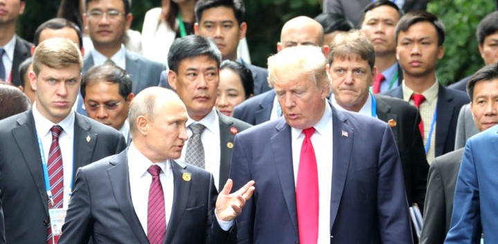 Washington bestätigt informelles Gespräch zwischen Trump und Putin