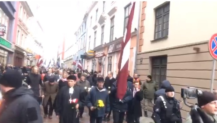 Russische Botschaft in Lettland nennt Marsch der Waffen-SS-Legion eine Schande
