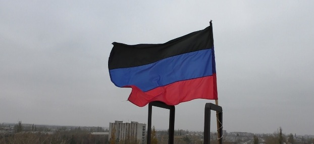 Surkow gratuliert den Leitern der Volksrepubliken und allen Einwohnern des Donbass zum Tag der Republik