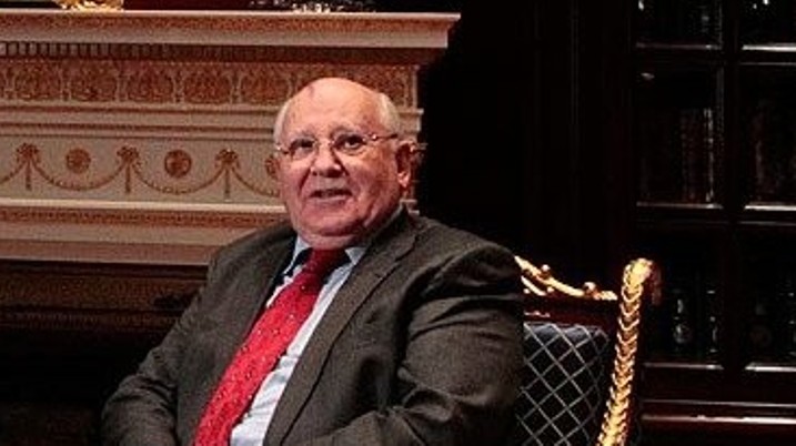 Gorbatschow unterstützt Demonstranten: „Gut gemacht, Belarussen“