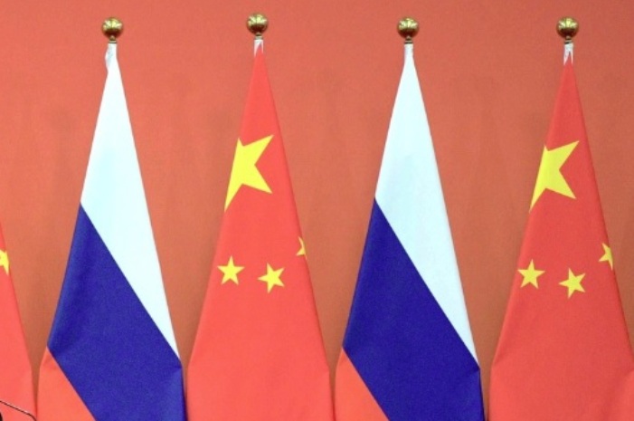 „Russland und China bekämpfen Seite an Seite politischen Virus“