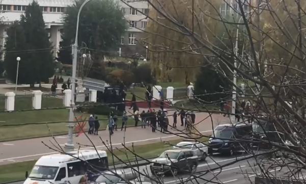 Mehr als 30 Personen beim „Marsch der Ärzte“ in Minsk festgenommen