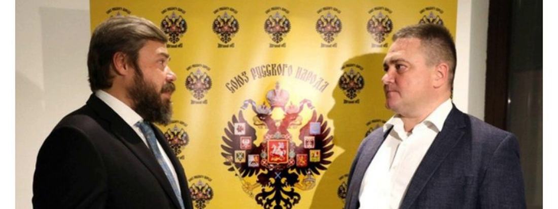 Die russische Kleinstadt Tarussa auf dem Weg in die Monarchie