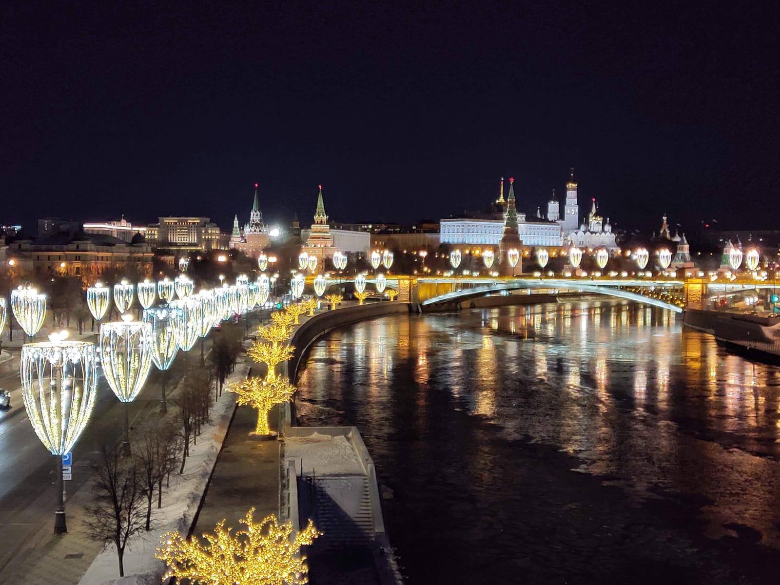 Russland: Pandemie-Beschränkungen und Wettervorhersage für die Silvesternacht