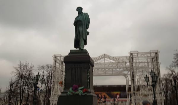 Putin, Puschkin, Puatschows – wen betrachten die Russen als Vorbilder