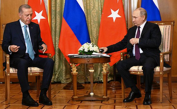 Putin und Erdogan in Sotschi: Erste Stellungnahmen der Präsidenten