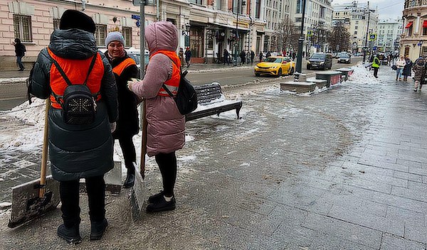 Frauen in Russland: 35 Prozent sehen sich mit Arbeitsrechtsverletzungen konfrontiert
